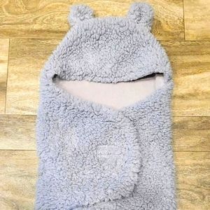 0-6 mo Bear Swaddle